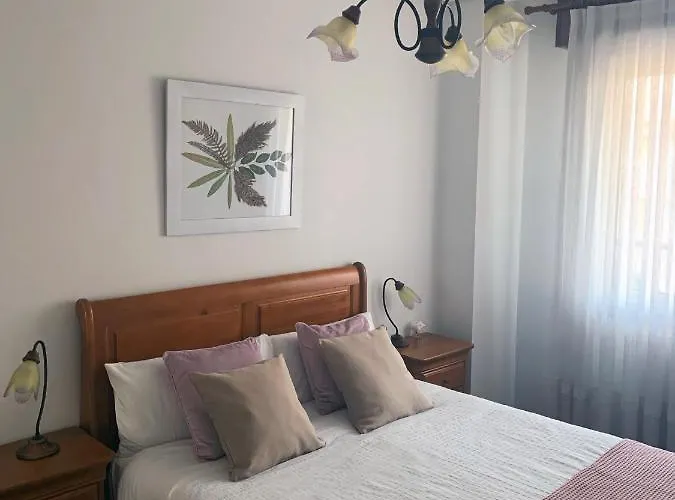 Olas Cotolino Con Parking A 2' De La Playa Castro Urdiales